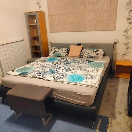 Marikalak Apartment Keszthely Luaran gambar