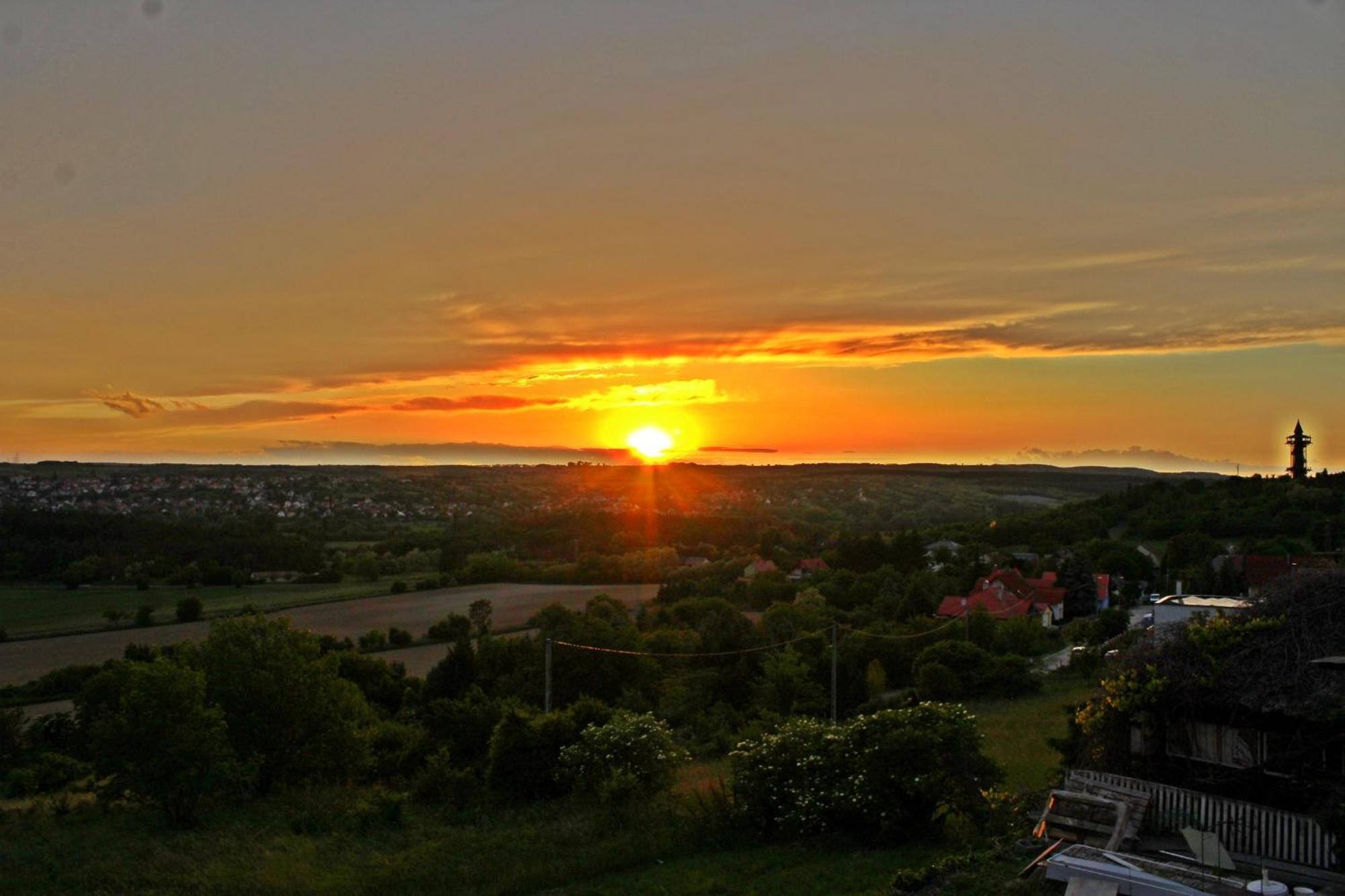 Marikalak Apartment Keszthely Luaran gambar